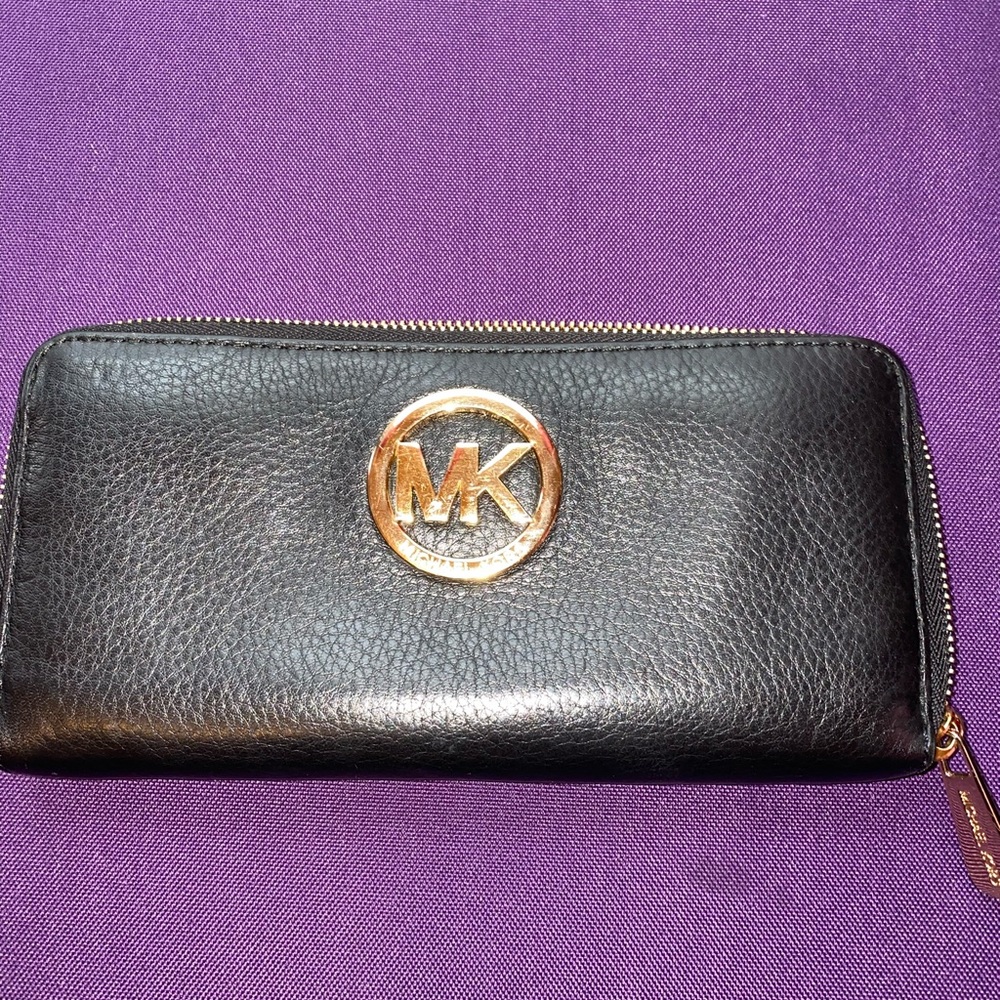 Michael Kors wallet